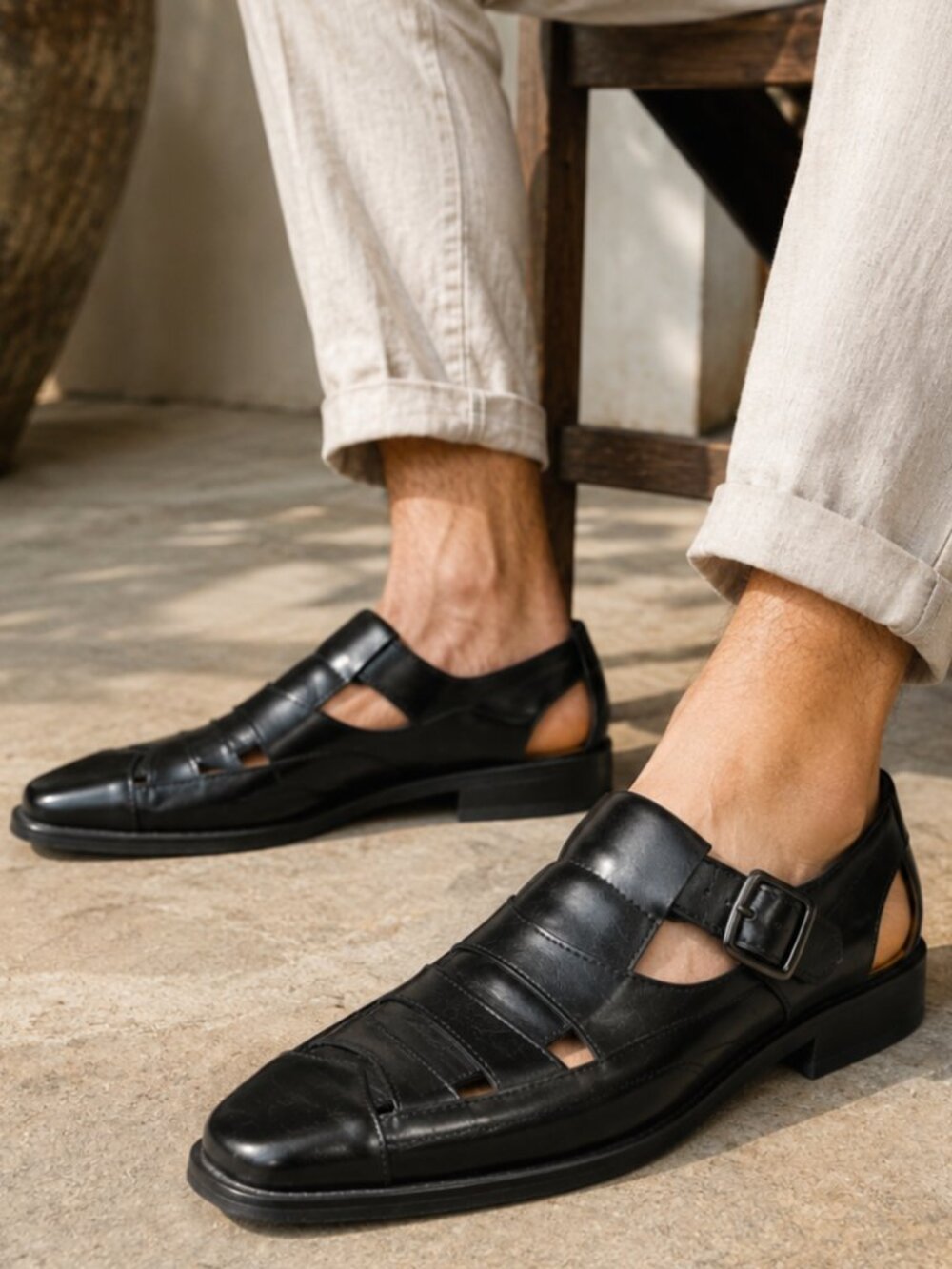 La Milano Mens Black Leather Closed Toe Fisherman Sandals Dress Shoes Size 12